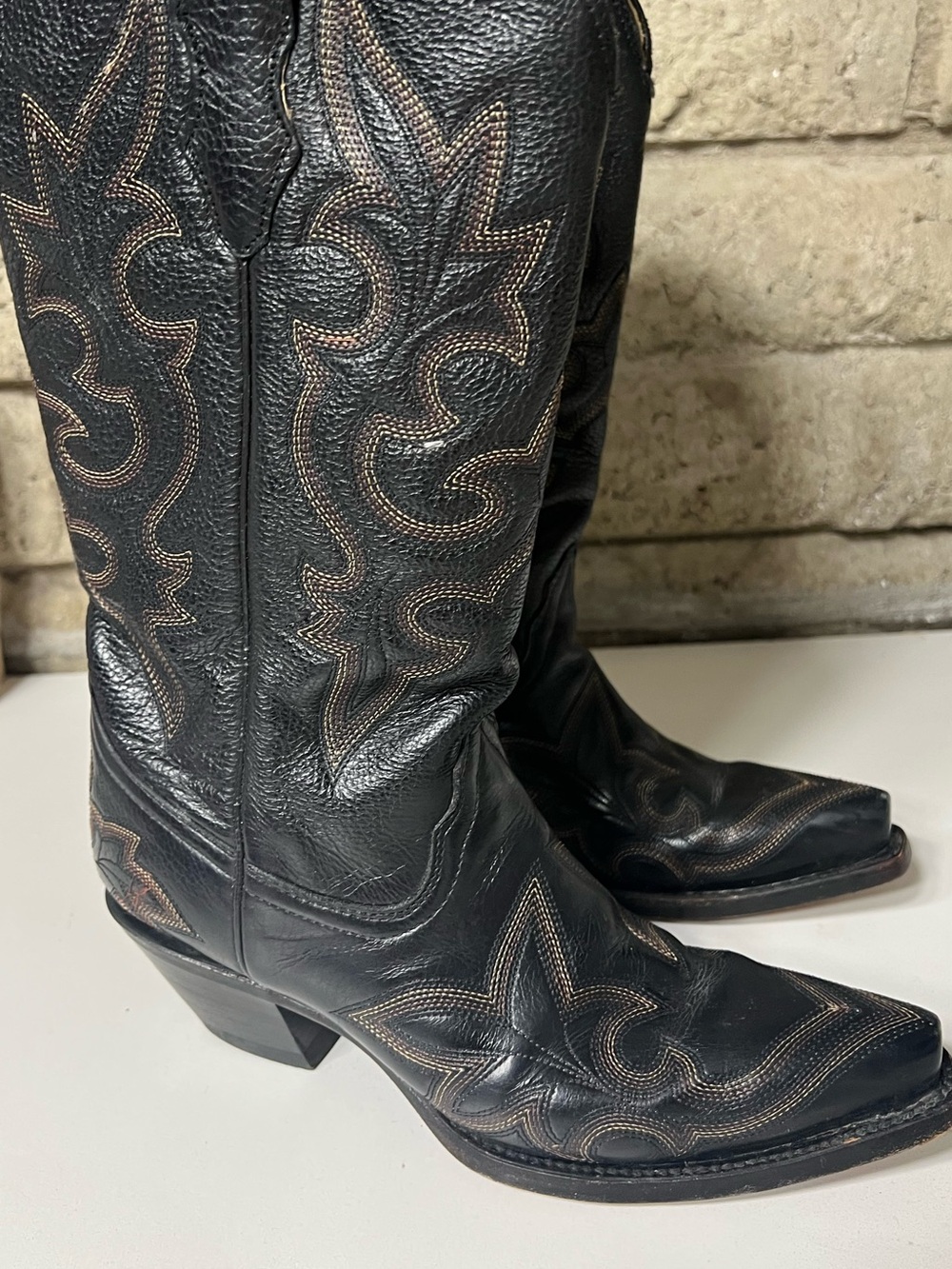 Corral Black Western Cowboy Boots with Brown Stitching